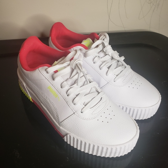 Puma Other - Puma Carina Sneakers